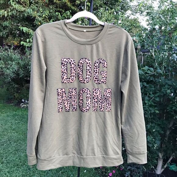 Uninown Tops - Dog Mom Sweatshirt